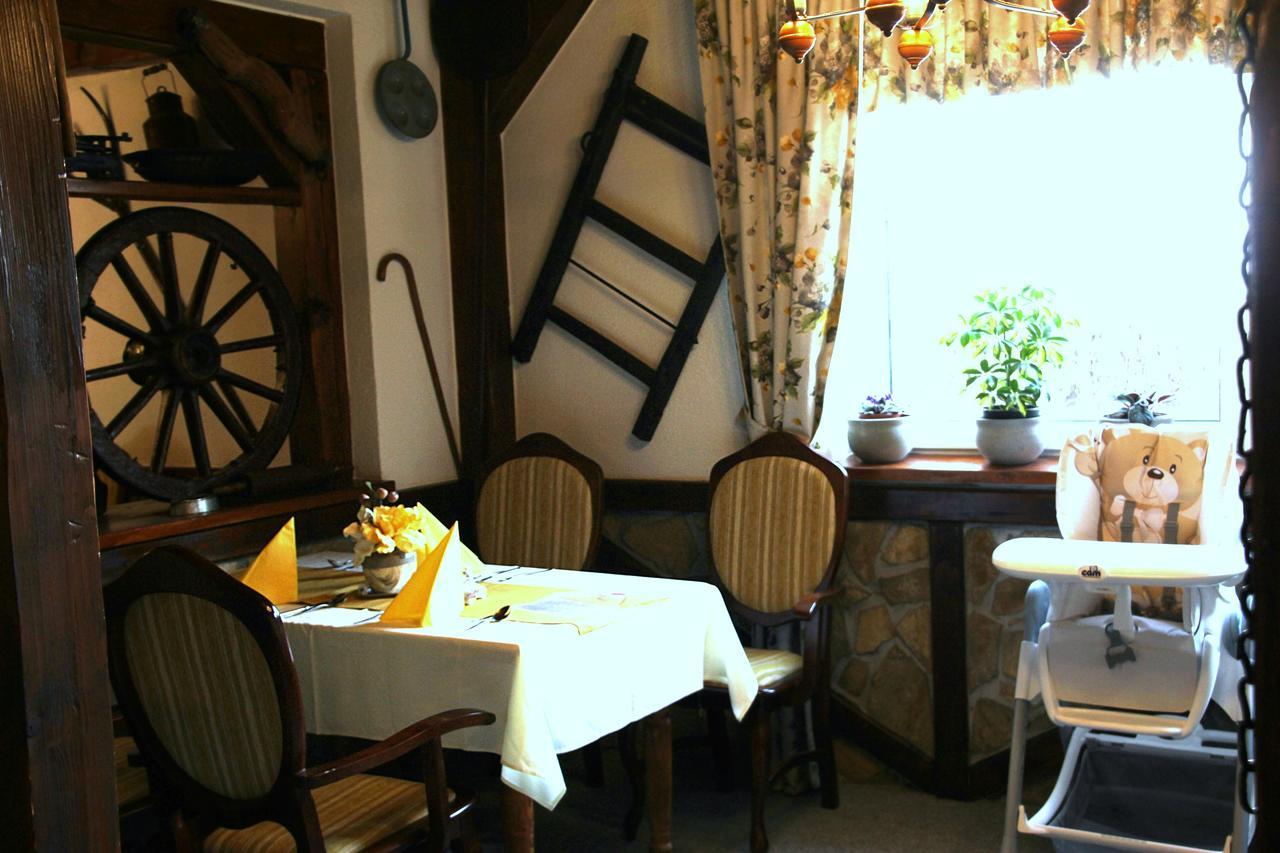 Vráble 弗曼霍费拉旅馆酒店 外观 照片